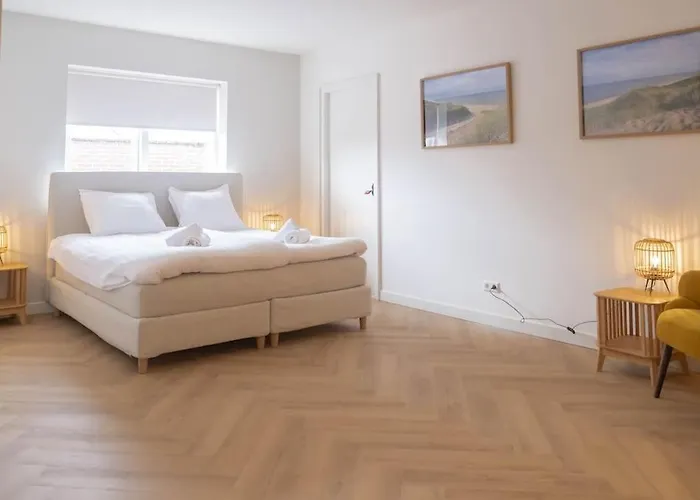 Sint Adelbertus Apartment *