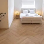 Sint Adelbertus Apartament